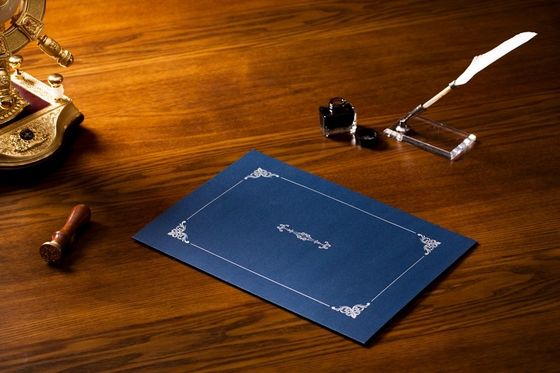 Zilveren Hete het Stempelen Certificaatdocument Beschikbare Houders Horizontale/Verticale Versie