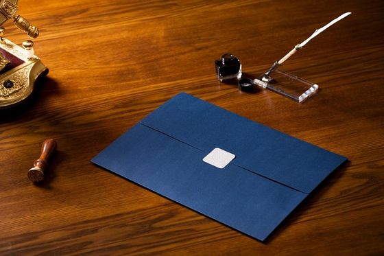 De zilveren Hete het Stempelen Omslagen van de Toekenningspresentatie, verzamelen de Blauwe Houder van het Certificaatdossier